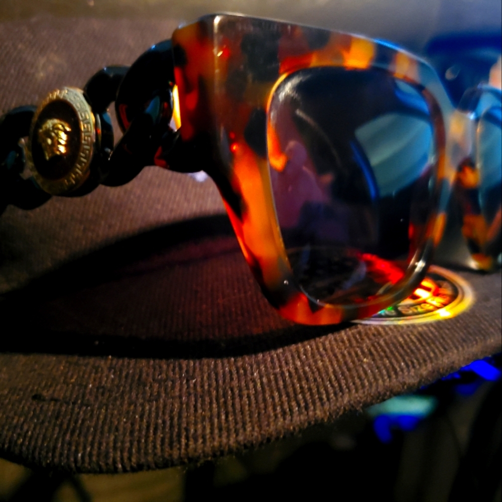 Versace sunglasses brand new with tag